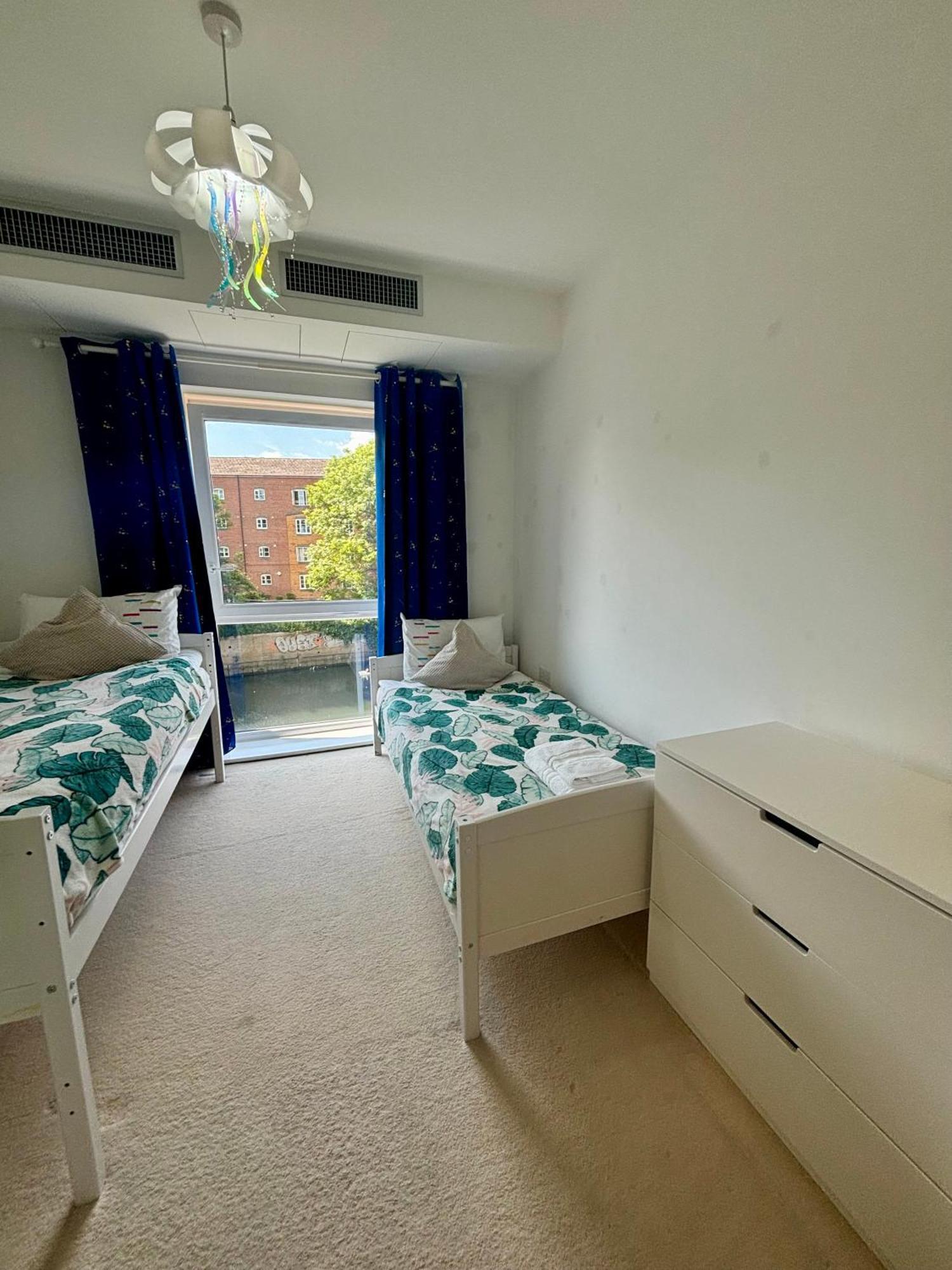 Two Double Bedroom Duplex Flat Лондон Экстерьер фото